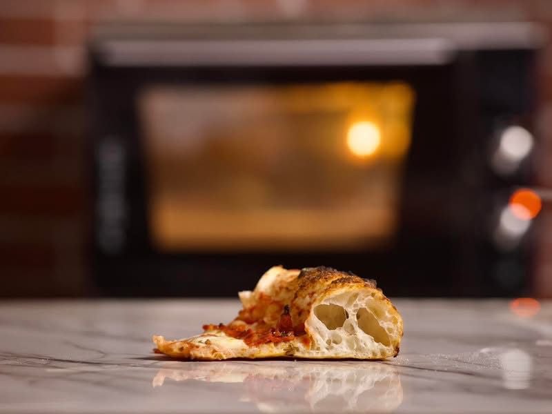 Electric Pizza Oven vs. Wood-Fired Pizza Ovens: Which Oven Type Is Better?